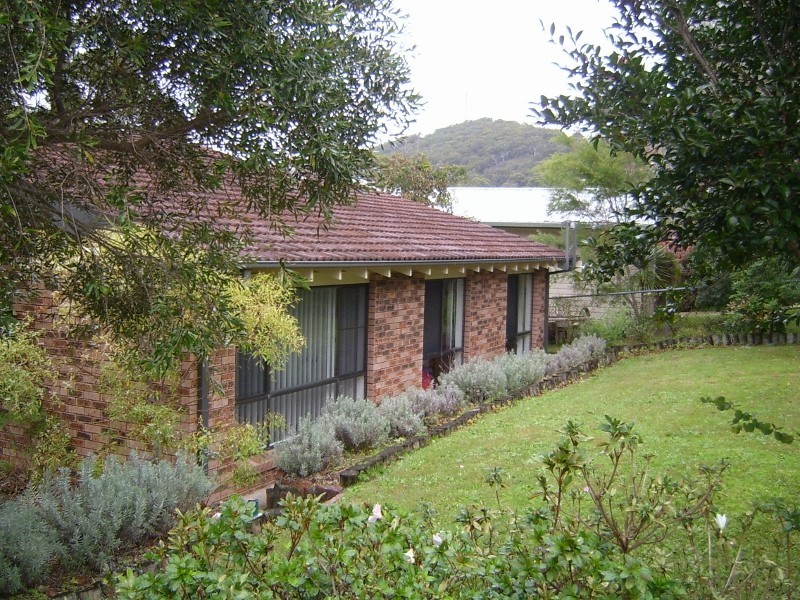 28 Moorooba Cres, Nelson Bay NSW 2315