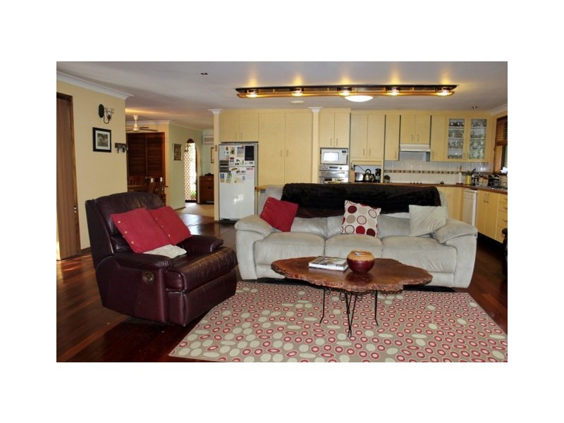 32 President Wilson Walk, Tanilba Bay NSW 2319