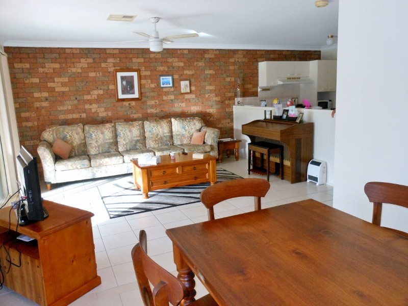 1/20 Mariner Cres, Salamander Bay NSW 2317