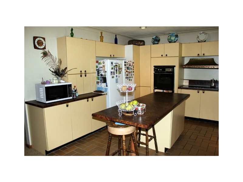 286-290 Bundabah Rd, Bundabah NSW 2324