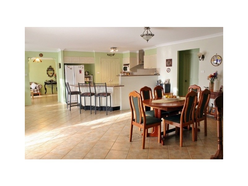 16 Central Ave, Bundabah NSW 2324