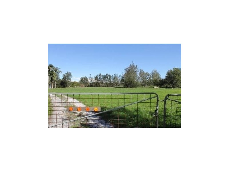182 Lemon Tree Passage Road, Salt Ash NSW 2318