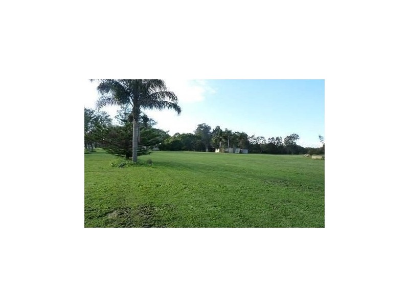 182 Lemon Tree Passage Road, Salt Ash NSW 2318