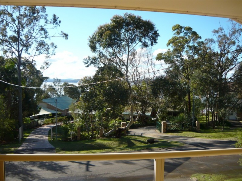 1/105 Francis Avenue, Lemon Tree Passage NSW 2319