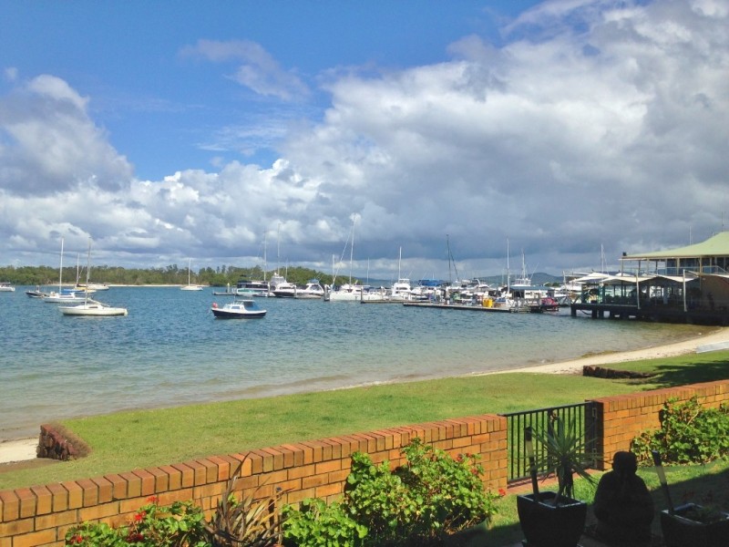 8 Sunset Boulevarde, Soldiers Point NSW 2317