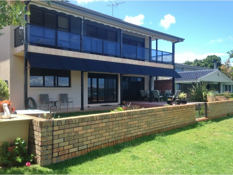 8 Sunset Boulevarde, Soldiers Point NSW 2317