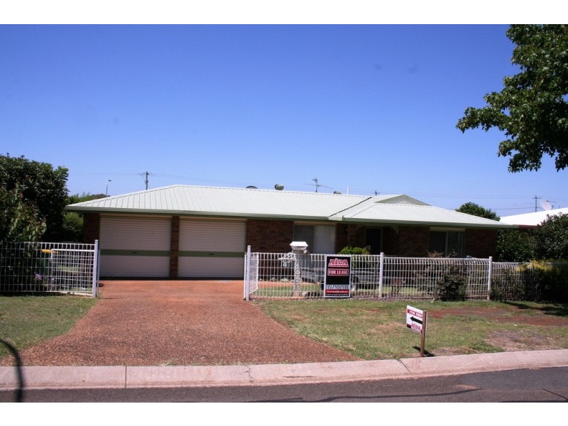 40 Liquidamber Street, Glenvale QLD 4350