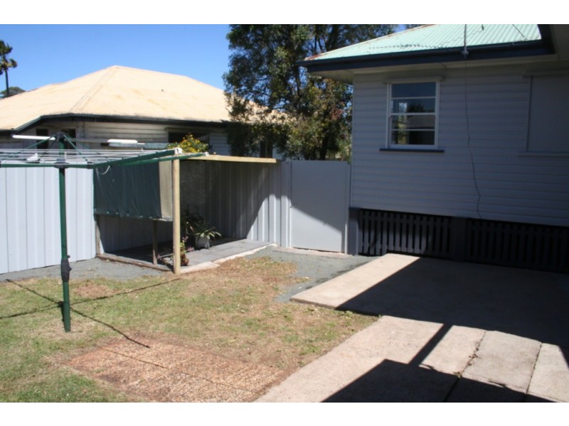 12 Dwyer Street, Harlaxton QLD 4350