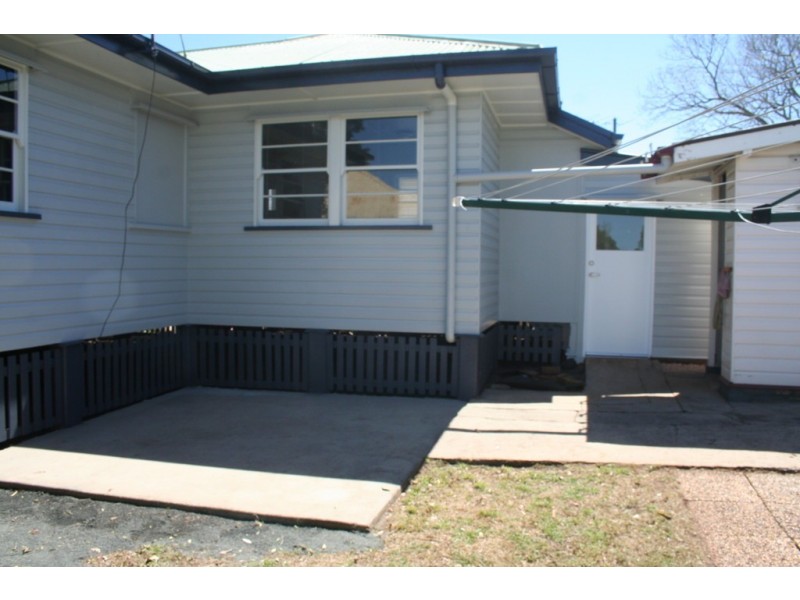 12 Dwyer Street, Harlaxton QLD 4350