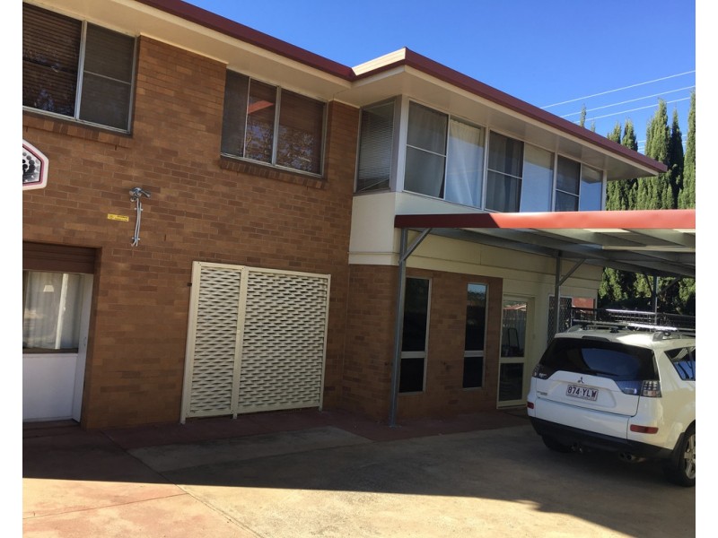 469 West Street, Darling Heights QLD 4350