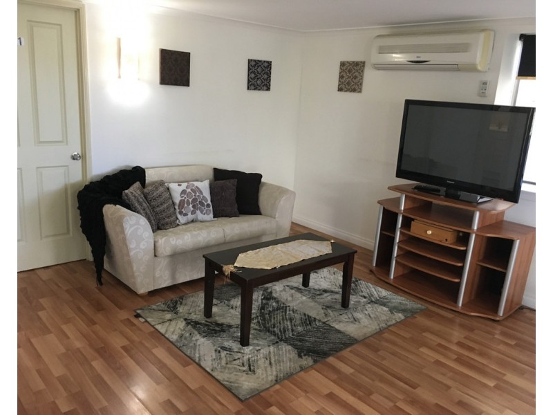 469 West Street, Darling Heights QLD 4350