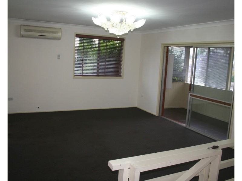 469 West Street, Darling Heights QLD 4350