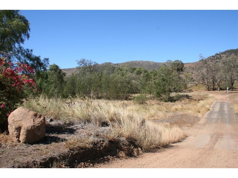 1742 Mount Sylvia Road, Gatton QLD 4343