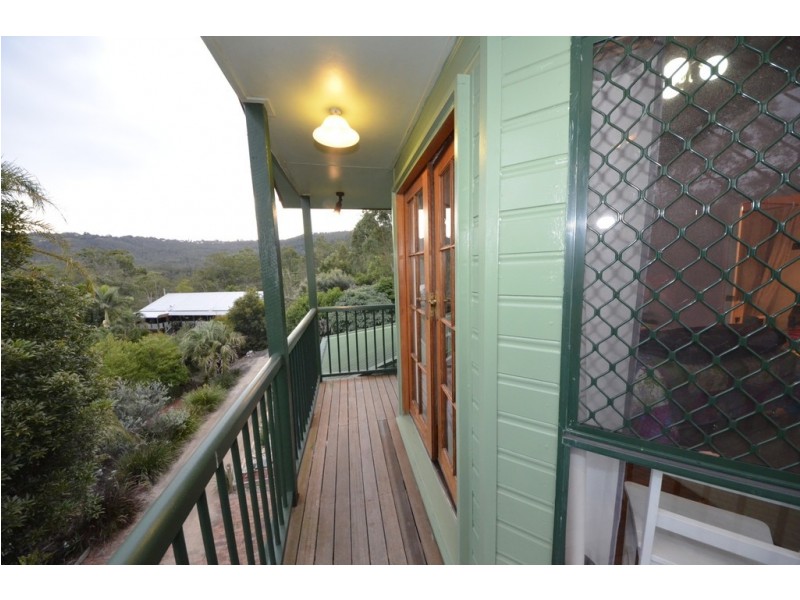 13 Berghofer Drive, Table Top, Withcott QLD 4352