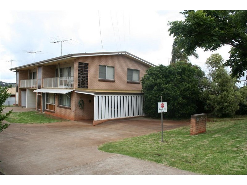 Kearneys Spring QLD 4350