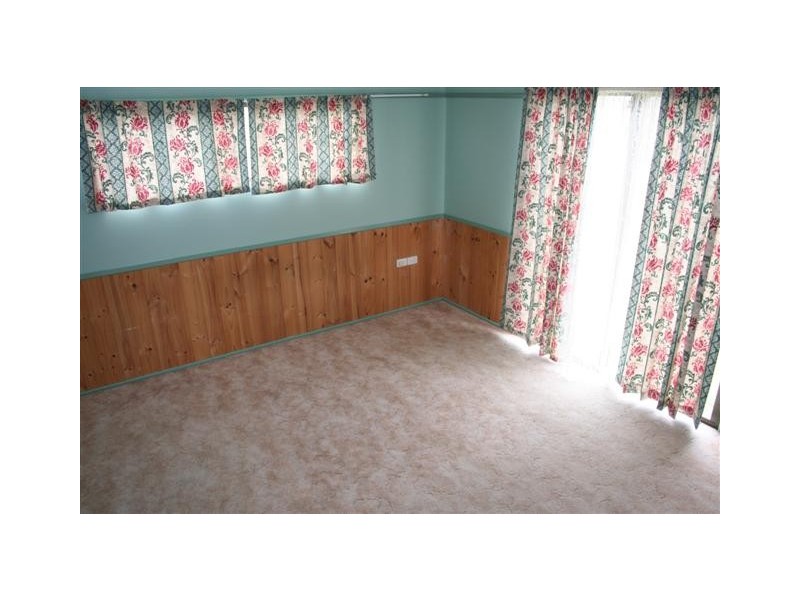 43 Railway Parade, Cambooya QLD 4358