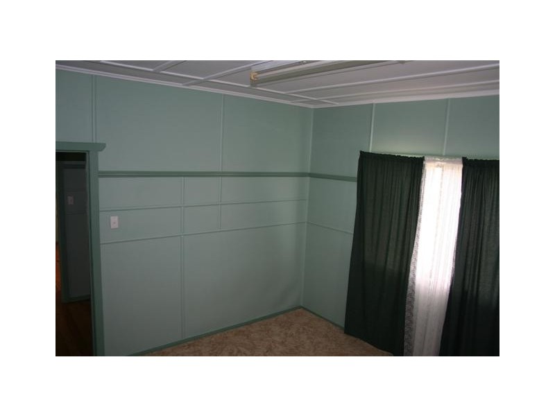 43 Railway Parade, Cambooya QLD 4358