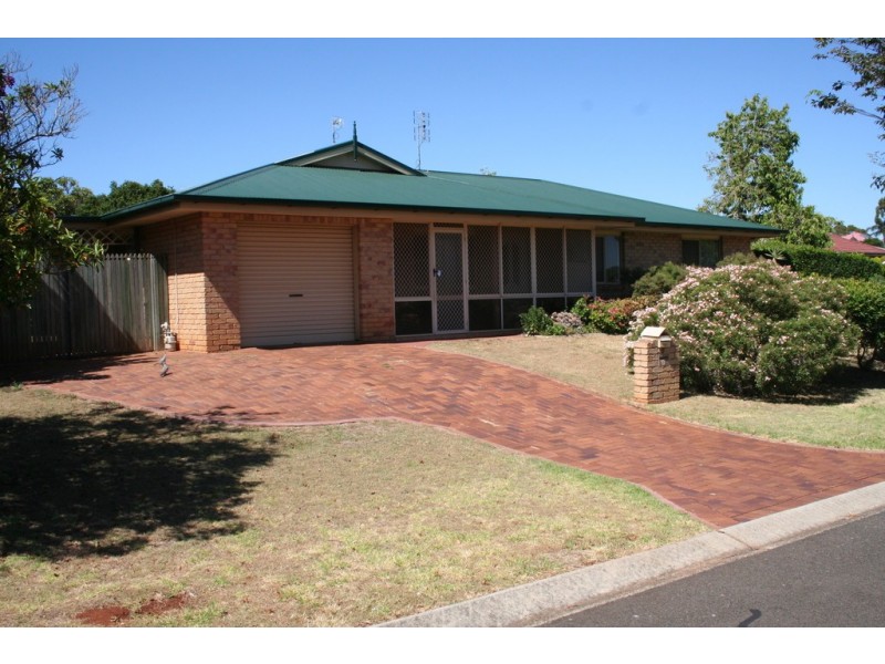 16 Shamrock Court, Middle Ridge QLD 4350