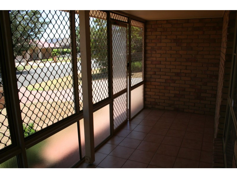 16 Shamrock Court, Middle Ridge QLD 4350