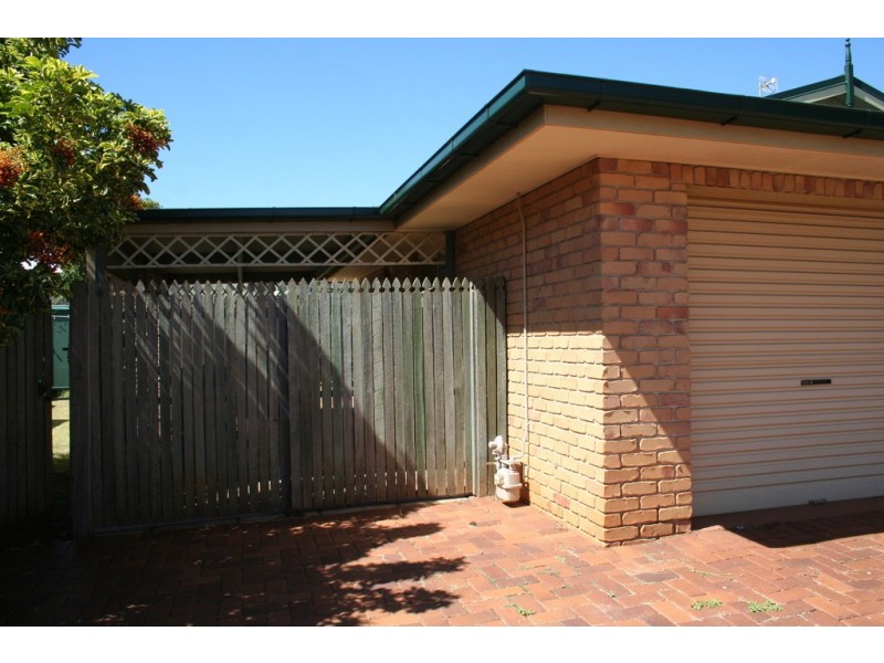 16 Shamrock Court, Middle Ridge QLD 4350