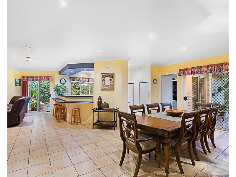 5 Paddington, Middle Ridge QLD 4350