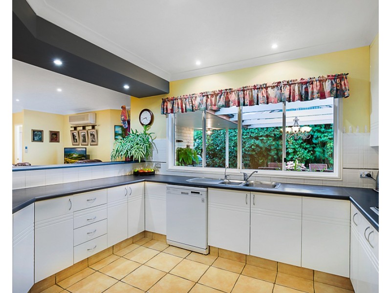 5 Paddington, Middle Ridge QLD 4350