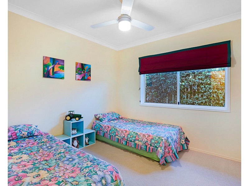 5 Paddington, Middle Ridge QLD 4350