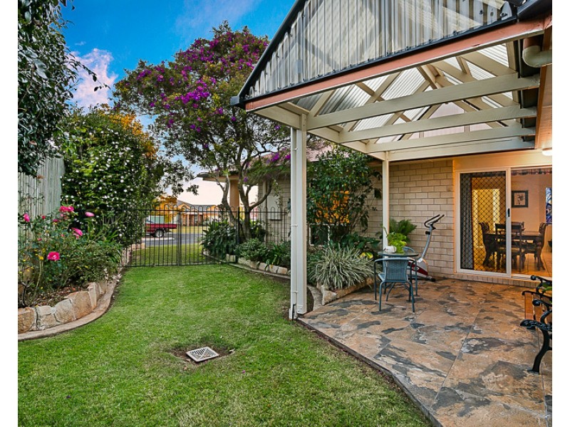 5 Paddington, Middle Ridge QLD 4350