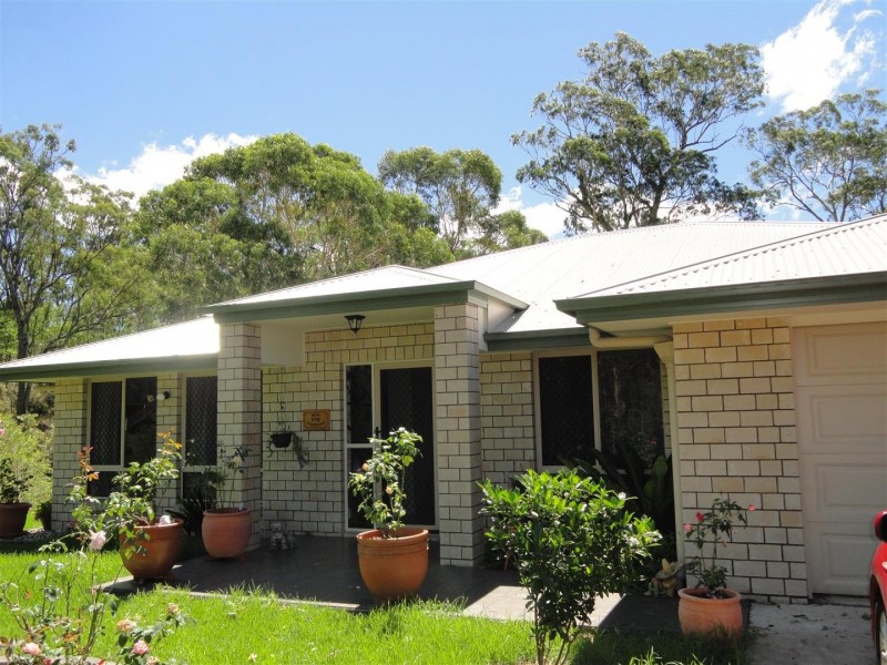 9 Pendoma Drive, Hodgson Vale QLD 4352