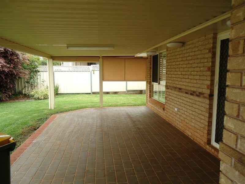 576 Hume Street, Middle Ridge QLD 4350