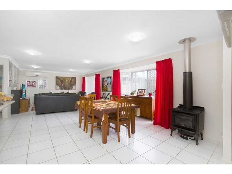 79 South Queensborough Parade, Karalee QLD 4306