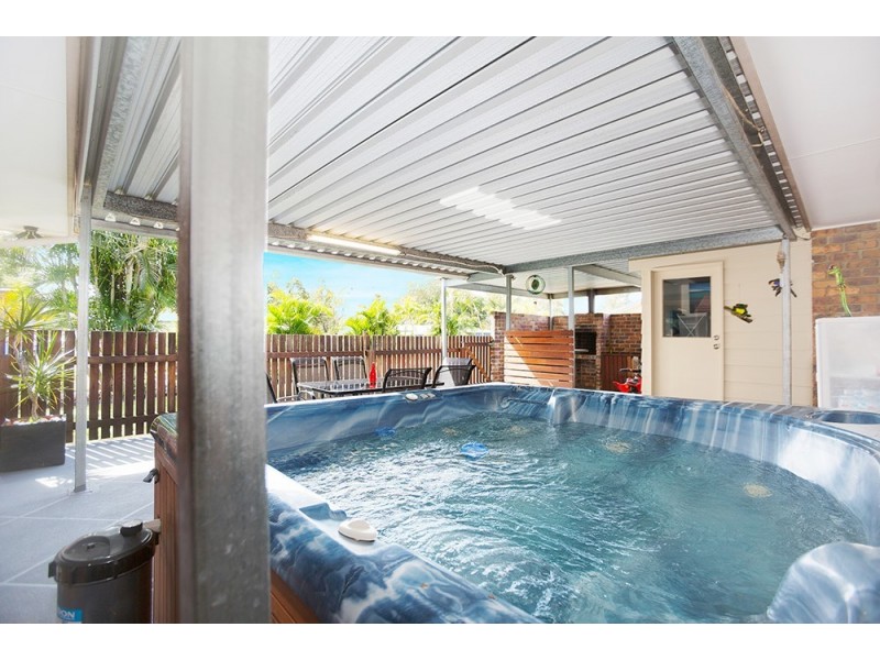 79 South Queensborough Parade, Karalee QLD 4306