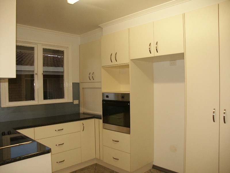 381 Hume, Kearneys Spring QLD 4350