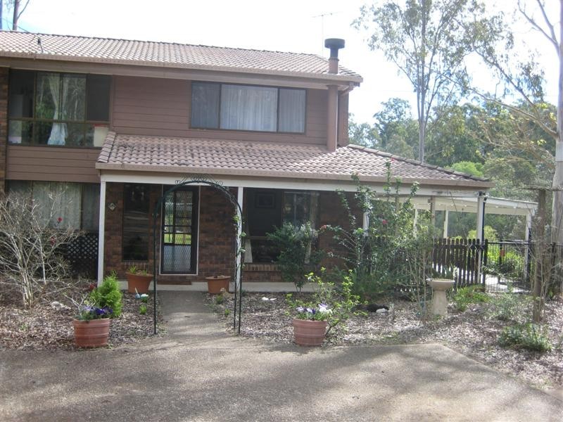 39 Illoura Gr, Karana Downs QLD 4306