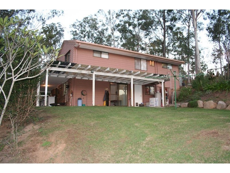 39 Illoura Gr, Karana Downs QLD 4306