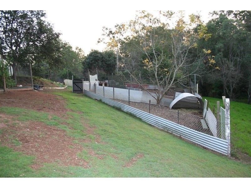 39 Illoura Gr, Karana Downs QLD 4306