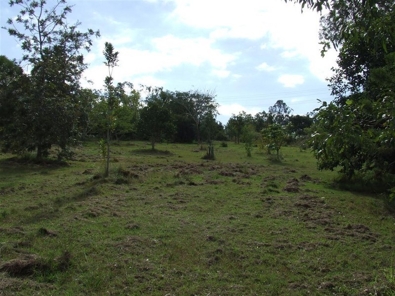 13 Australia II Drive, Kensington Grove QLD 4341