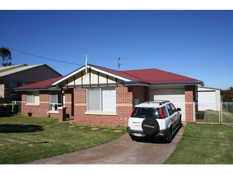 152 Hursley Road, Glenvale QLD 4350