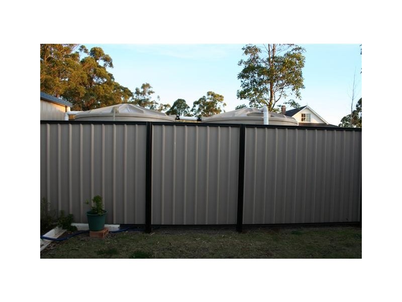 4 Wall Drive, Middle Ridge QLD 4350