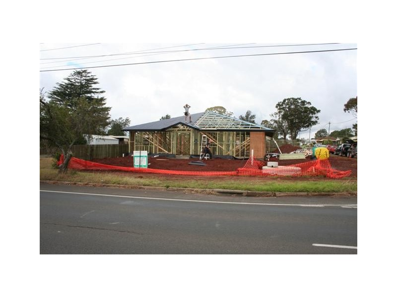 214 Taylor Street, Toowoomba QLD 4350