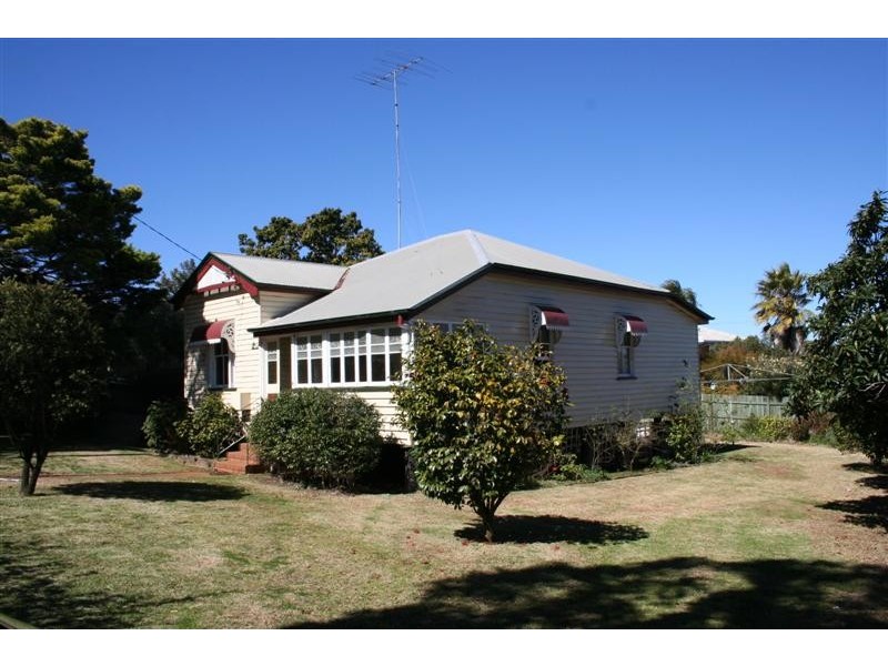 62 James Street, Rangeville QLD 4350