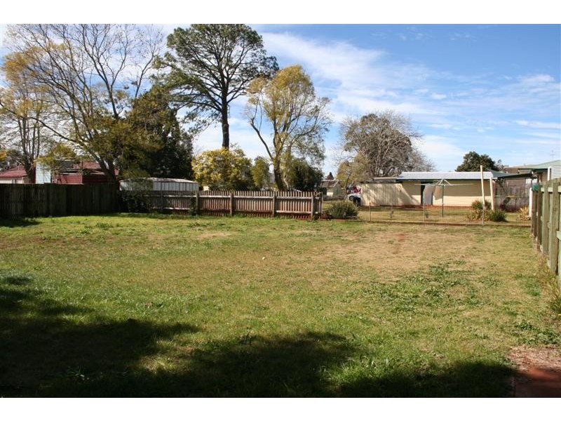 5A Devine Street, Harristown QLD 4350