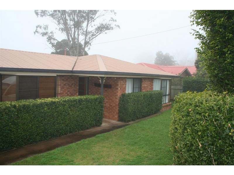 213 Stenner Street, Centenary Heights QLD 4350