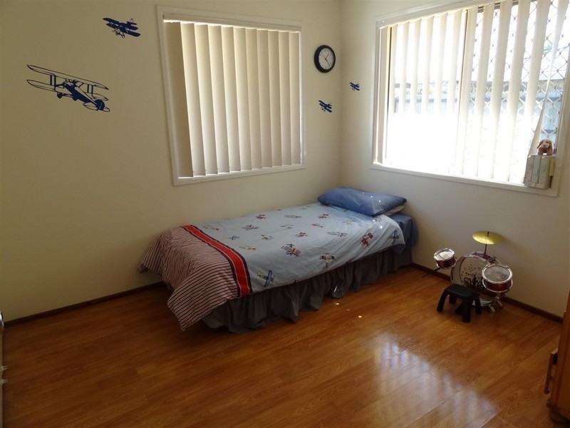 24 Perak Court, Tanah Merah QLD 4128