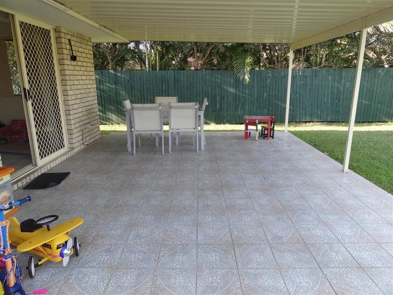 24 Perak Court, Tanah Merah QLD 4128