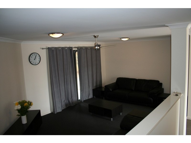 174a South, Centenary Heights QLD 4350