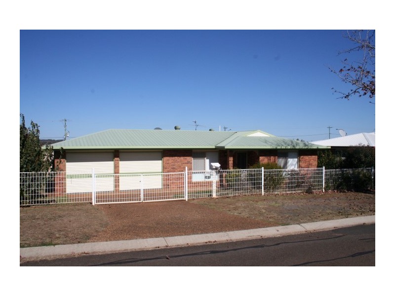 40 Liquidamber Street, Glenvale QLD 4350