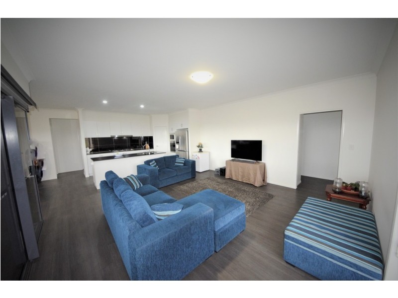 14 Hilltop Drive, Gowrie Junction QLD 4352