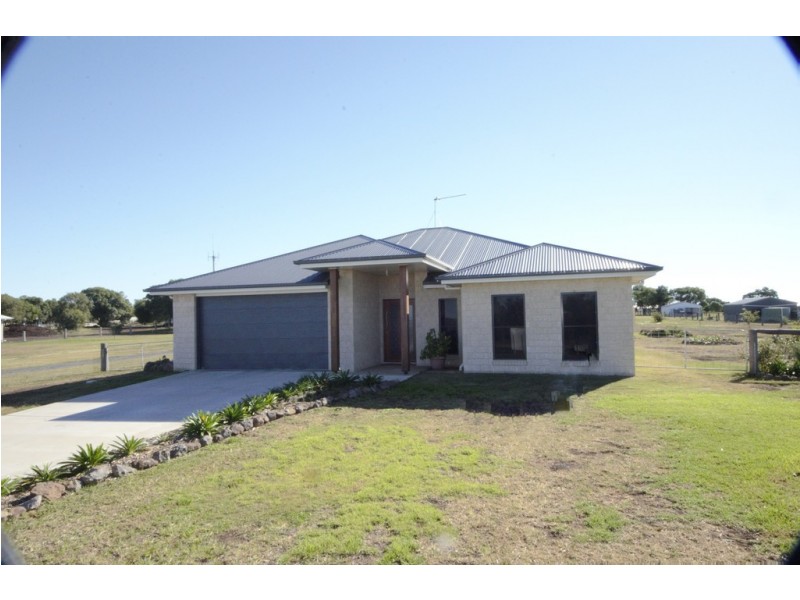 14 Hilltop Drive, Gowrie Junction QLD 4352