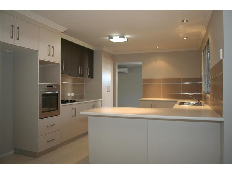 Middle Ridge QLD 4350